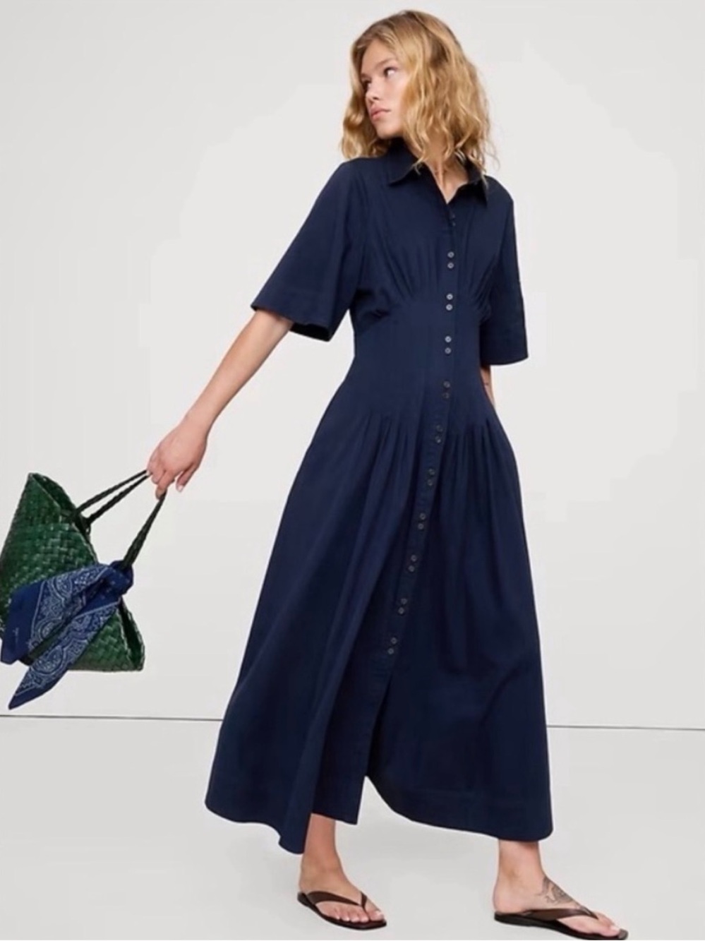 Banana Republic Stretch-Cotton Poplin Pintuck Long Navy Blue Shirt Dress (M)